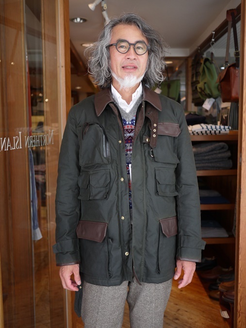 bibury court オイルジャケット　barbour フィールドジャケット 存在感抜群！なBibury Court(バイブリーコート)のオイルド