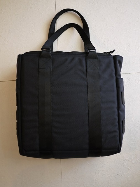 ゆまま【美品】BRIEFING 復刻版プロテクショントート ディープシー ブリーフィングの初代モデルがディープ・シーで復活