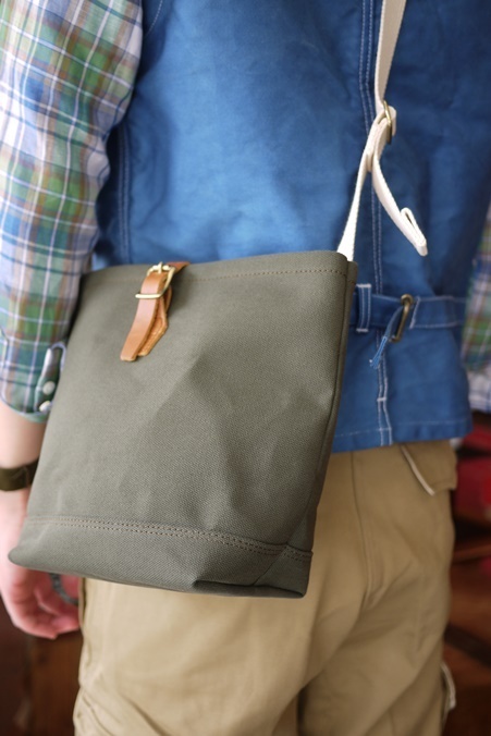 tas sP1060883-025.JPG